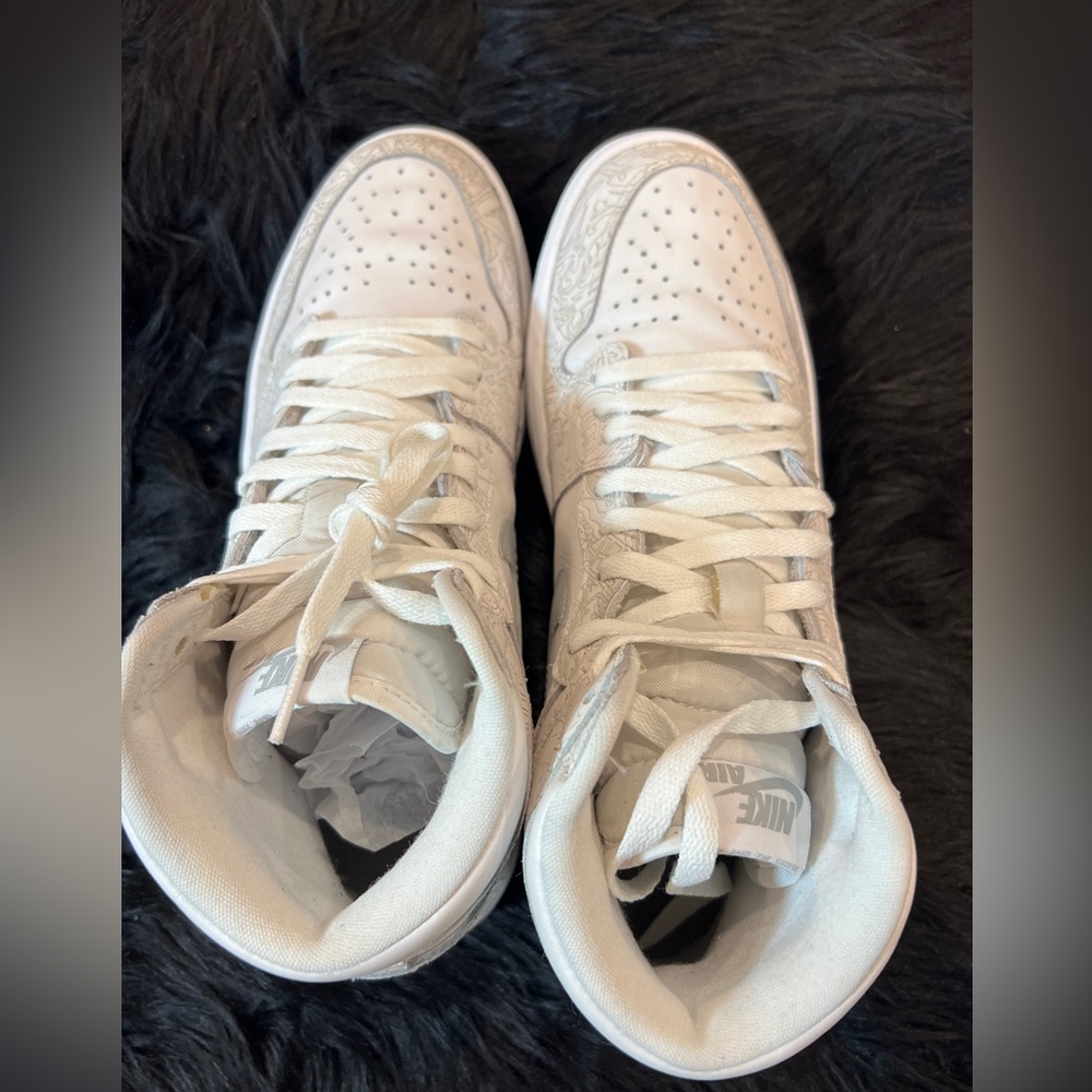 JORDAN 1 RETRO | 30TH ANNIVERSARY LASER | Size 11.5M - Picture 3 of 7